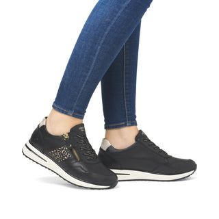 Dundee D1G - Black