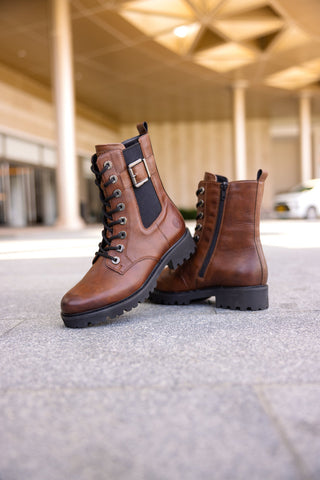 Boston D86 - Tan Brown